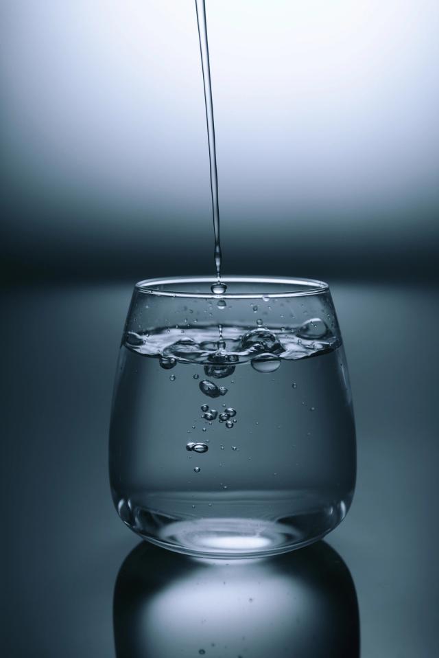 Prevent Dental Erosion with Alkaline Water