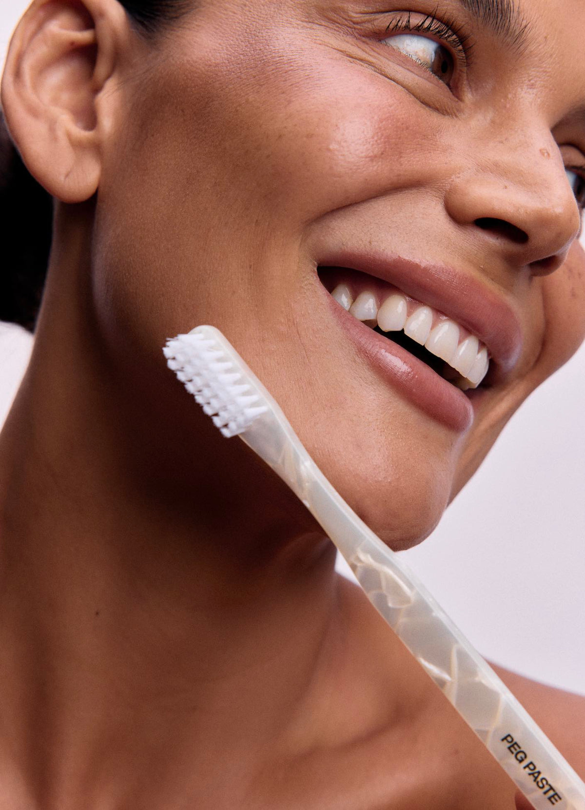 The first adult trial on fluoride-free hydroxyapatite and what it found